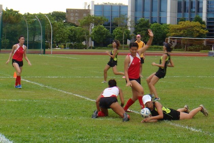 08ivptouchrugby3.jpg