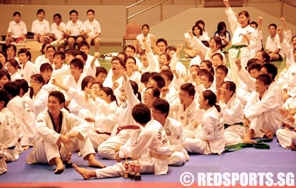 http://redsports.sg/wp-content/uploads/2008/05/08-adiv_taekwondo-4.jpg