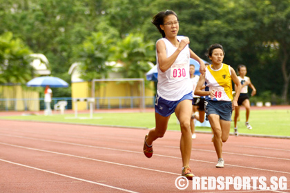 08_bgirls400m-2.jpg