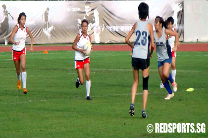 08_touch_rugby_pol-ite_ngee_ann_poly_vs_temasek_poly_16-copy.jpg