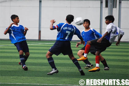 08_football_sss_vs_hkss9.jpg