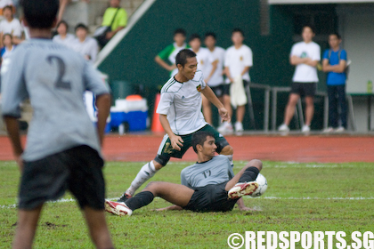 Raffles Institution Junior College VS NUS High