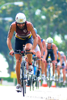 Ironman 70.3 Triathlon: Choo Ling Er and Wille Loo fastest Singaporeans –  RED SPORTS