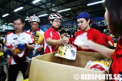 ocbc-cycle-safety-giveaway