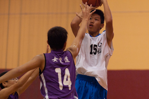 2012-C_Div-Bball-Cathigh-Queensway (1)