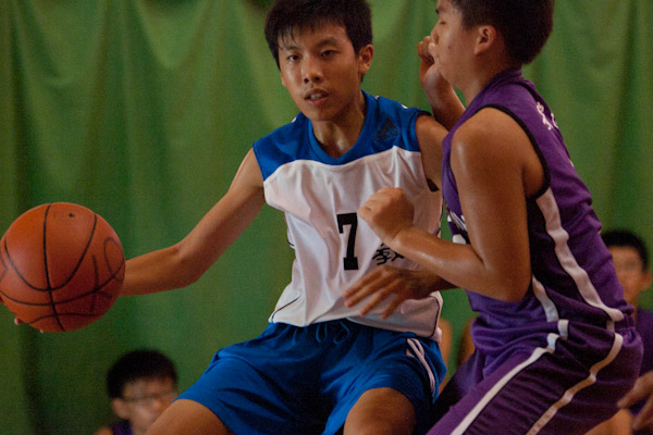 2012-C_Div-Bball-Cathigh-Queensway (2)
