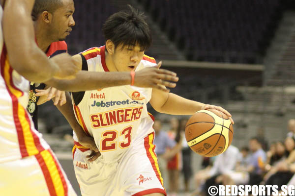 Delvin Goh (Slingers #23), the youngest member of the squad in action during the game. He showed great composure through the whole game.