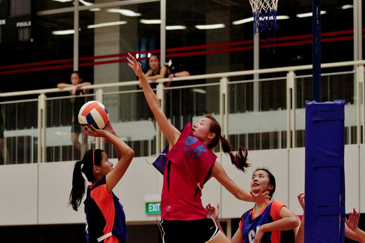 ivp_netball_2014_nus-vs-tp 4