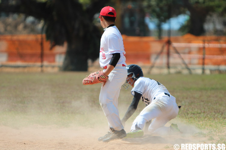 BDIV-SOFTBALL-RI-VS-HCI-2