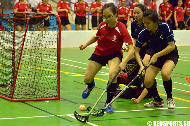 adiv-floorball-girls-hci-v-rvhs-29may-02