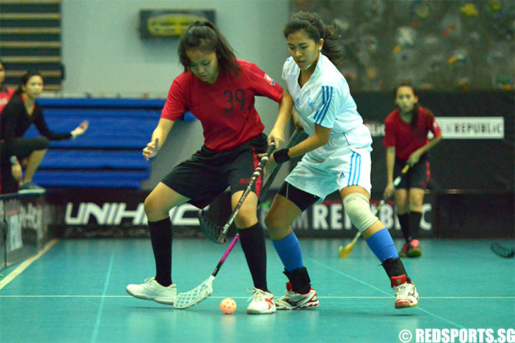 adiv-floorball-girls-nyjc-v-tjc-23may-02