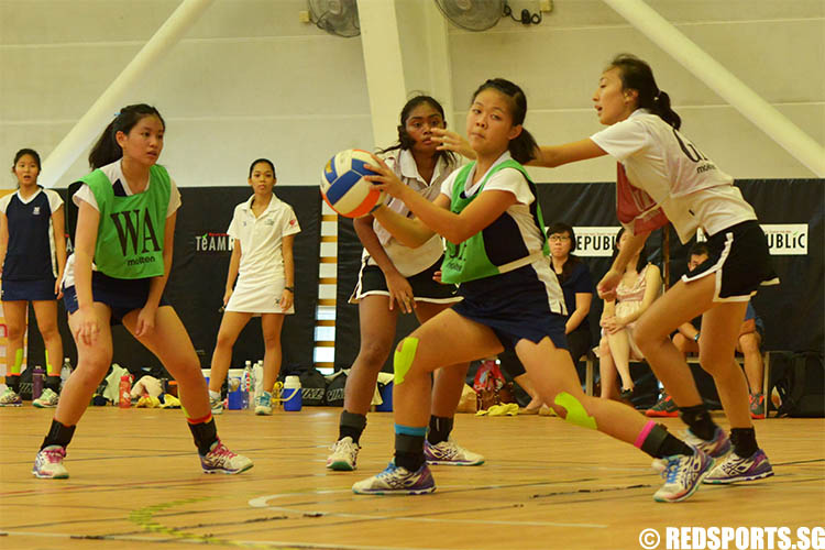 adiv-netball-girls-acjc-v-sajc-14may-05