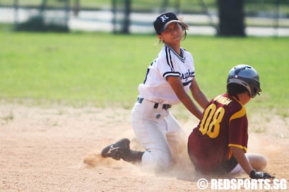 2009_adivsoftball_girls_vjc_ri