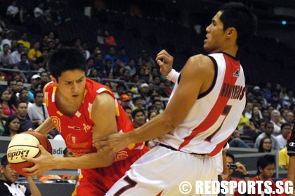 Singapore Slingers vs San Miguel Beerman