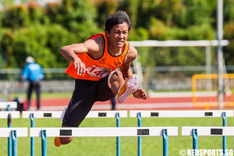 B Division 110m Hurdles Boys