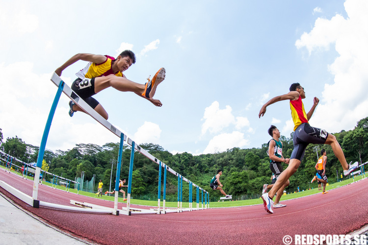 B Division 110m Hurdles Boys