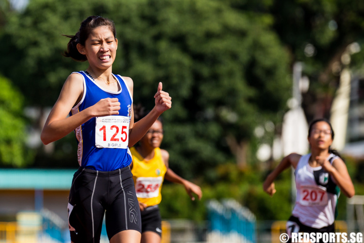 B Division girls' 400m