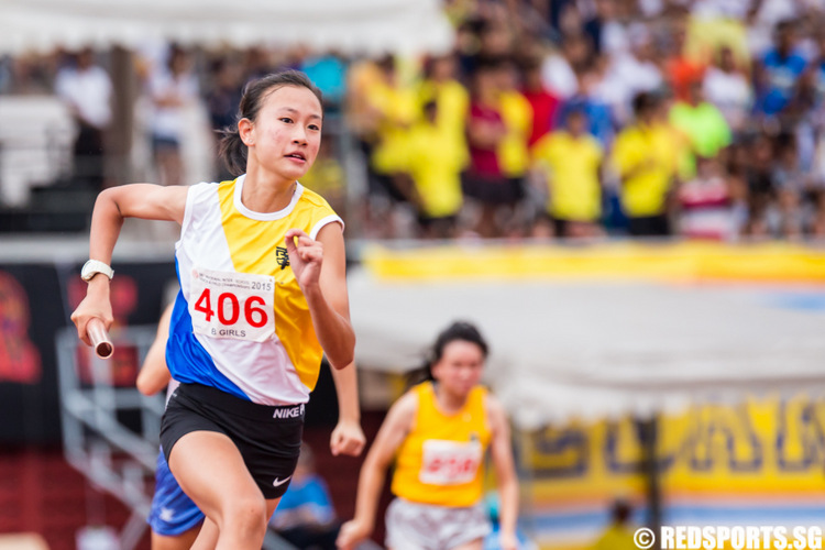 B Division girls' 4x100m relay