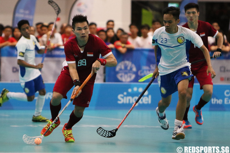 sea-floorball-guy-3