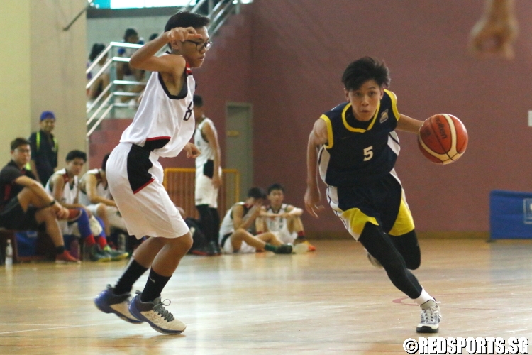 Randy Ho (GYS #5) drives the ball. (Photo 6 © Dylan Chua/Red Sports)