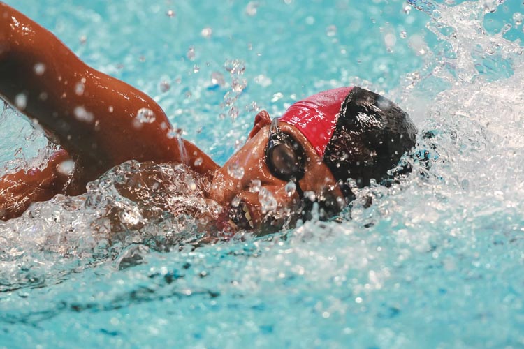 Ephraim Tan swims in the mens' 1500m freestyle event at the 47th Singapore National Age Group Swimming Championships. (Photo © Soh Jun Wei/Red Sports)