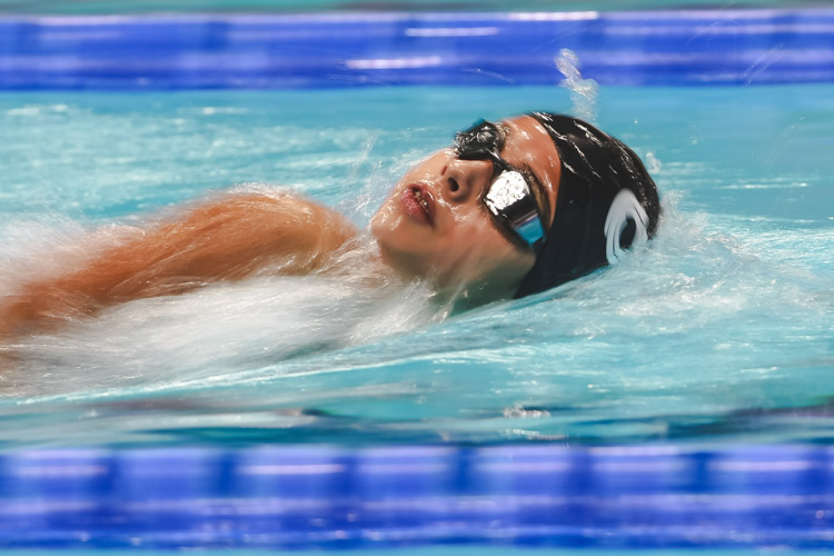 Regina Sanchez swims in the womens' 800 freestyle event at the 47th Singapore National Age Group Swimming Championships. (Photo © Soh Jun Wei/Red Sports)