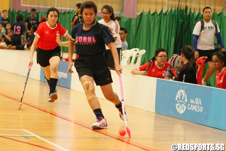 A Coral player pushing the ball upcourt. (Photo  © Chan Hua Zheng/Red Sports)