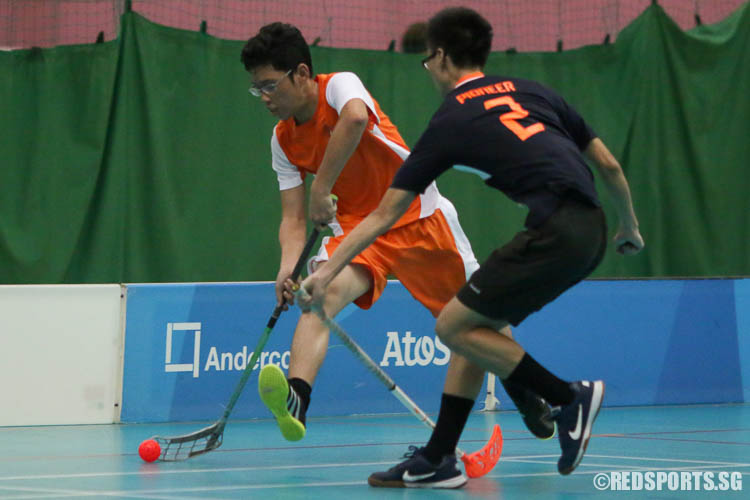 Muhammad Akmal Mirza B Johan (IJC #5) attempts a shot. (Photo © Chua Kai Yun/Red Sports)