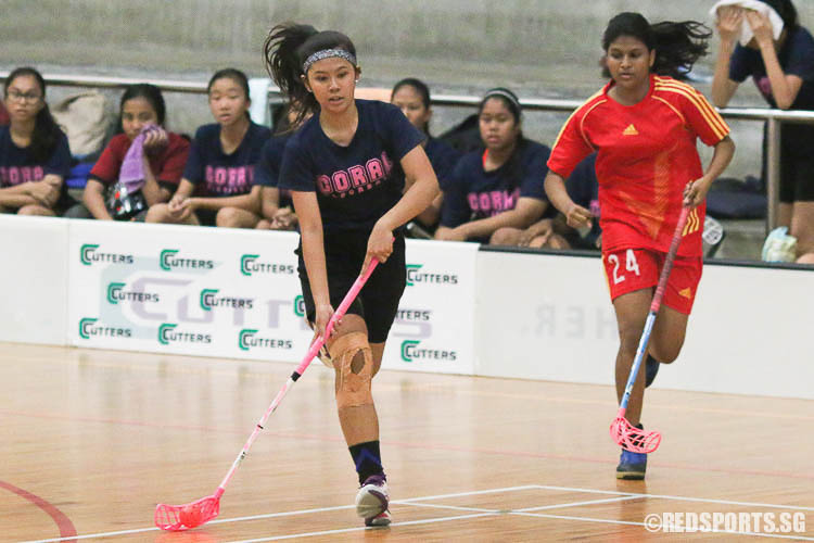 Jocelyn Toh (Coral #9) drives the ball upcourt. (Photo © Chua Kai Yun/Red Sports)