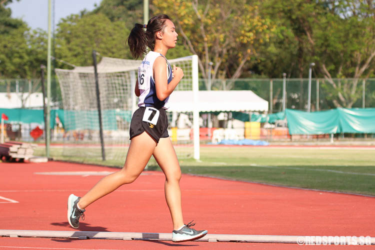 Huang Huixin (#116, DHS) finished 13th with a timing of 14:39.37. (Photo © Chua Kai Yun/Red Sports)