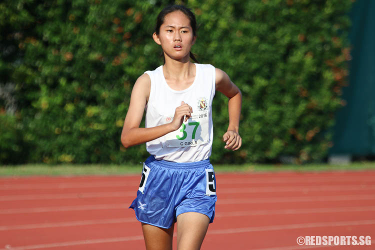 Lee Pei En (#37) of CHIJ St Nicholas Girls' finished second with a timing of 09:14.31. (Photo © Chua Kai Yun/Red Sports)