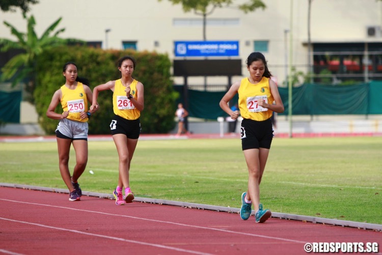 b div girls 1500m walk