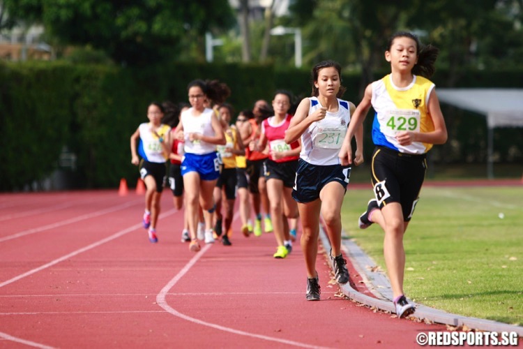 c girls 800m