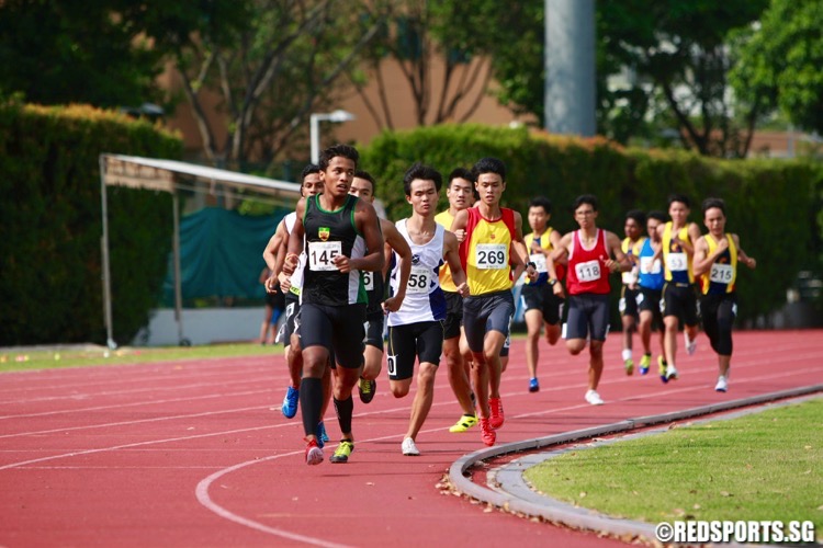 a div boys 800m