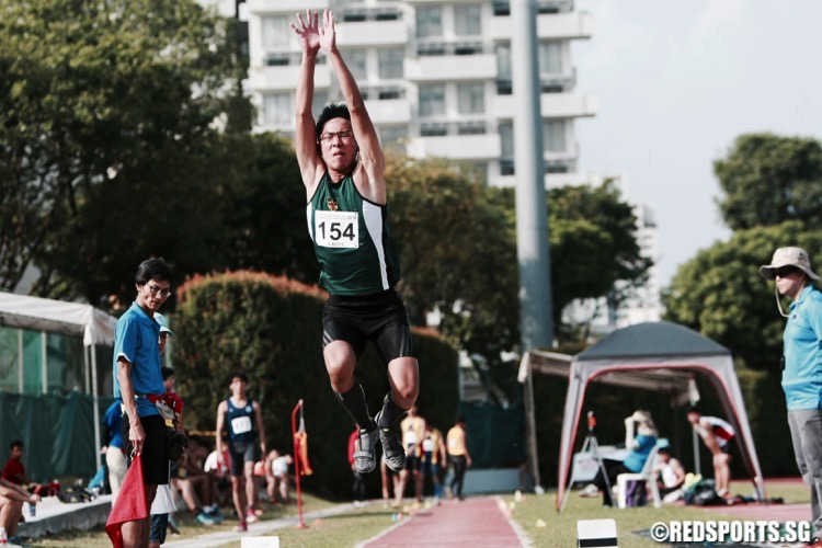 a boys long jump 2016