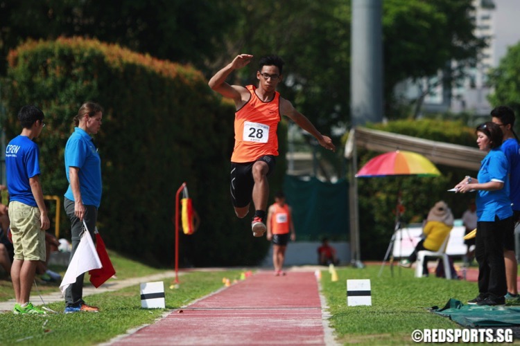 a div boys triple jump