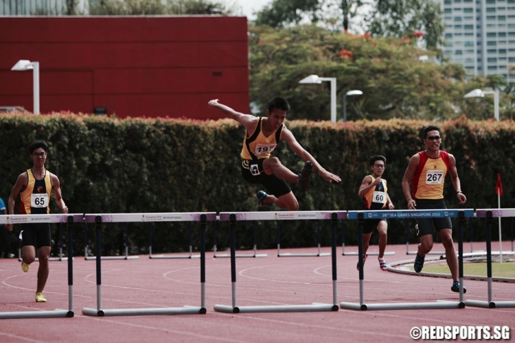 a div boys 400m hurdles