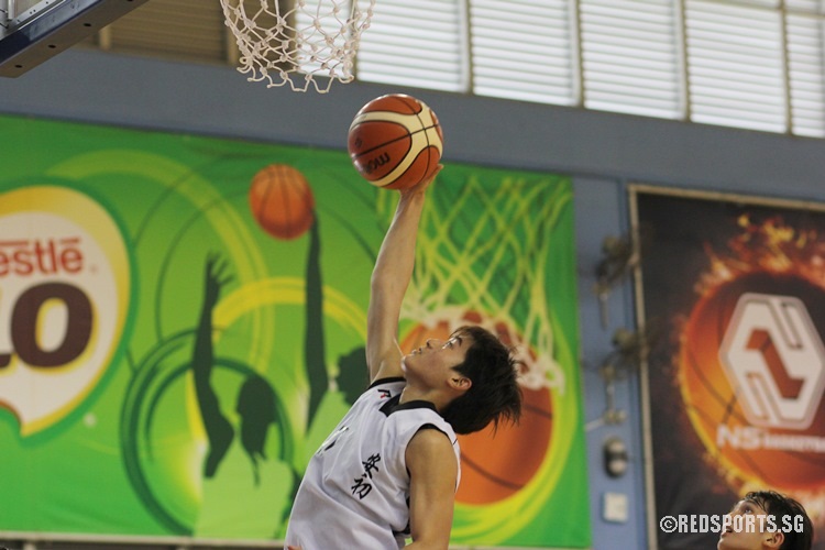 AJC player goes for a layup. (Photo © Ryan Lim/Red Sports)