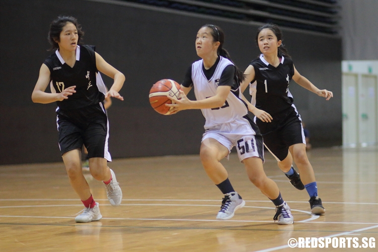 Nicole Tng (RGS #50) takes aim at the basket. (Photo 9 © Dylan Chua/Red Sports)