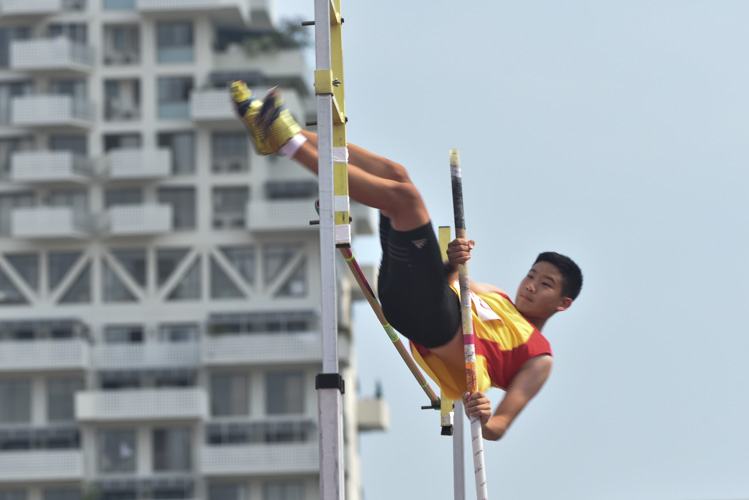 Oh Chin Aik (#550) of Hwa Chong Institution came in 5th.