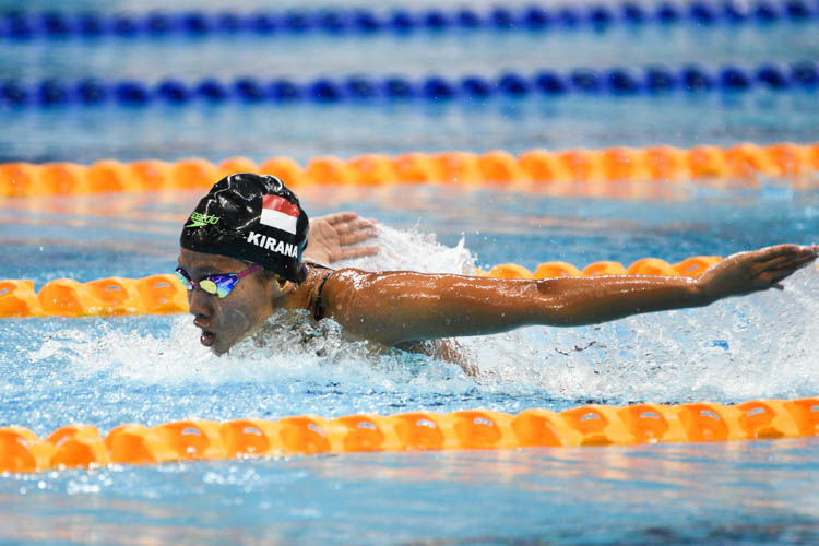Adinda Larasati Dewi of Indonesia clinched gold in the women's 200m butterfly event with a time of 2 minutes 14.60 seconds. (Photo 14 © Lee Yu En/Red Sports)