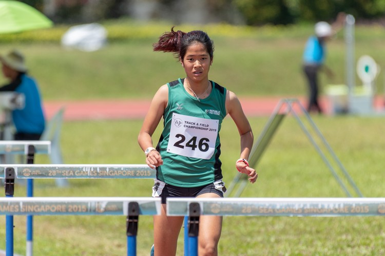 Rachel Chin of RP secured a close victory in the 100-metre hurdles final with a time of 16.33s.