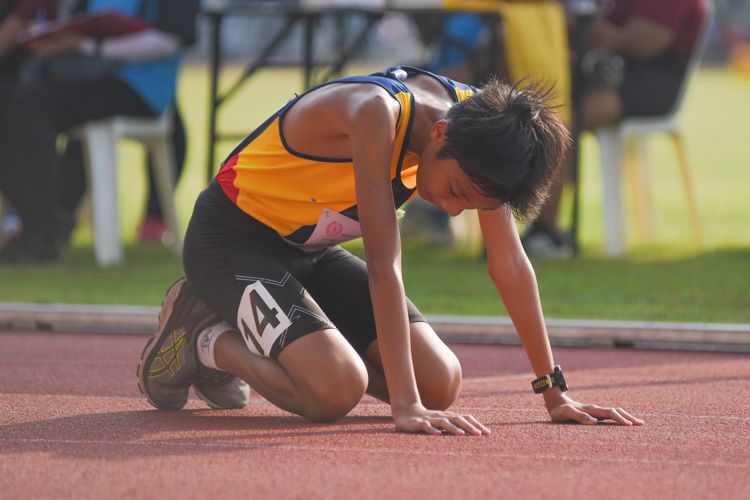 Bryan Cheung (#138) of ACS(I) catches his breath after the race. (Photo 10 © Iman Hashim/Red Sports)