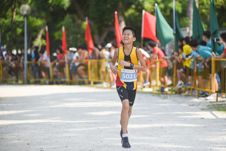 ACS(I)'s James Chin finished 16th in the Boys’ C Division cross country race with a time of 14:45.1. (Photo 1 © Iman Hashim/Red Sports)