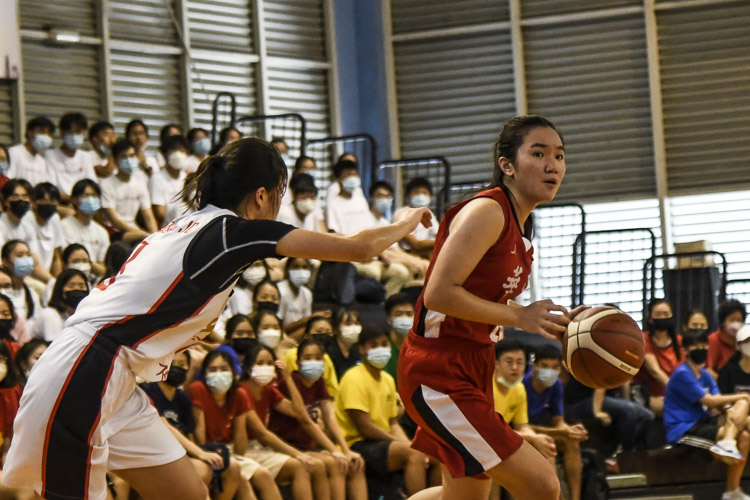 HCI beat a gritty NJC side 44-30 to claim their first A Div girls' basketball title in seven years. (Photo 1 © Iman Hashim/Red Sports)